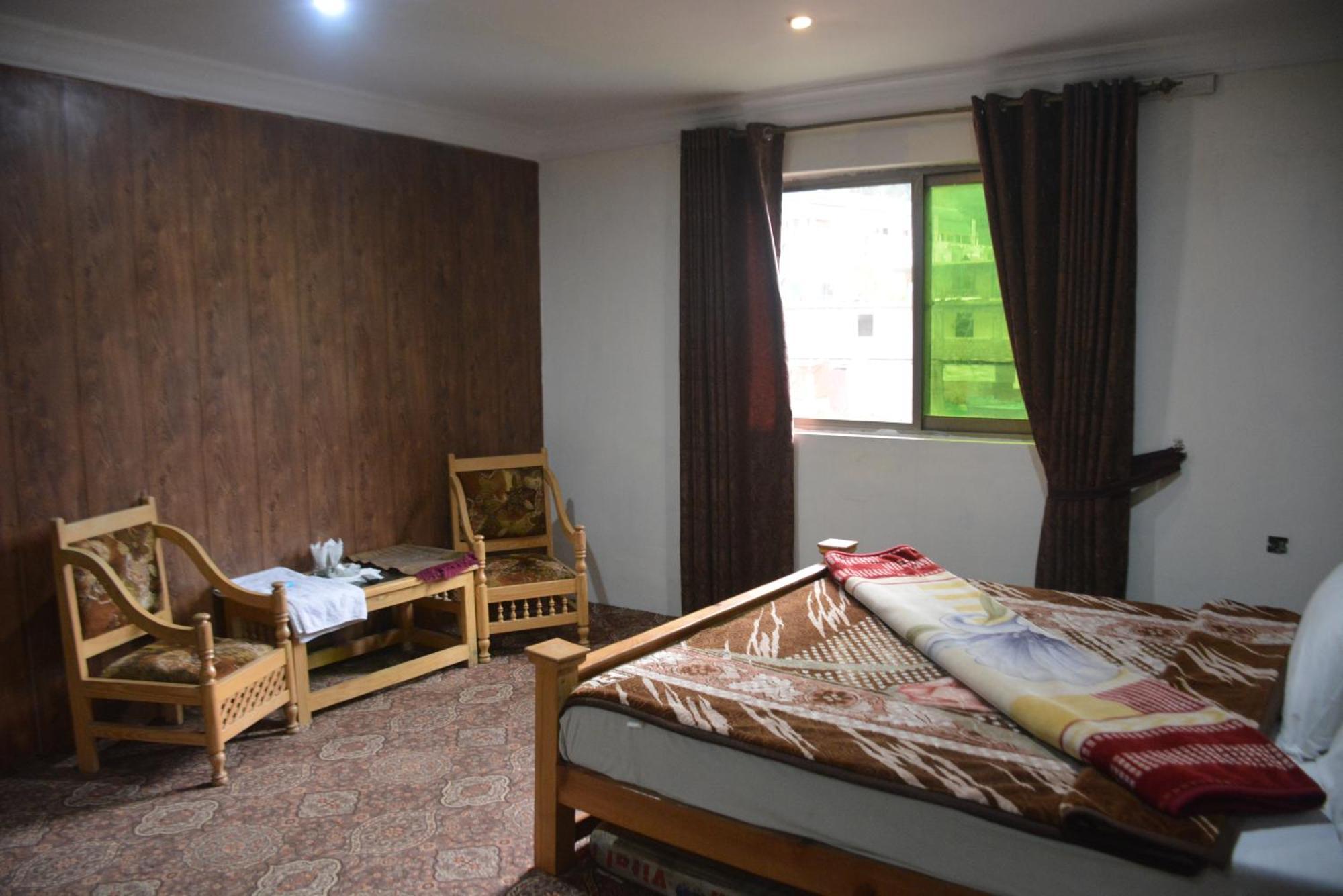 Hotel Pine Hills, Naran Exterior photo
